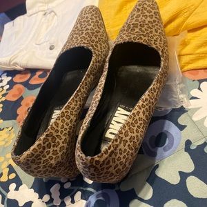 Beautiful DKNY Cheetah shoes.